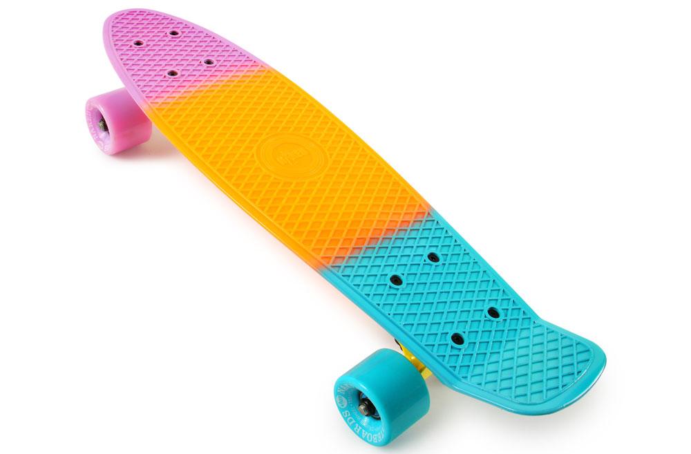 Grip pattern penny board