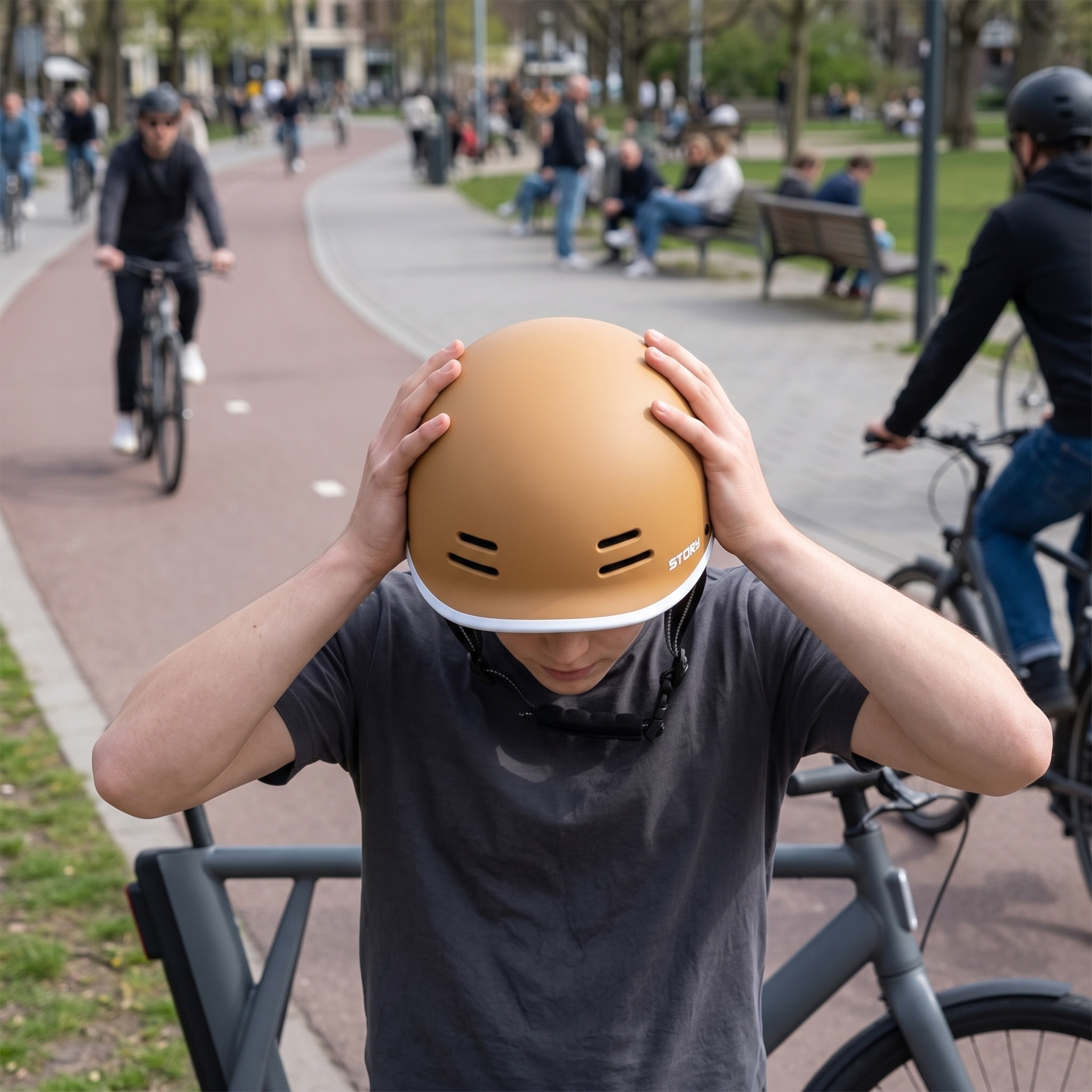 Kask certyfikowany Story Retro