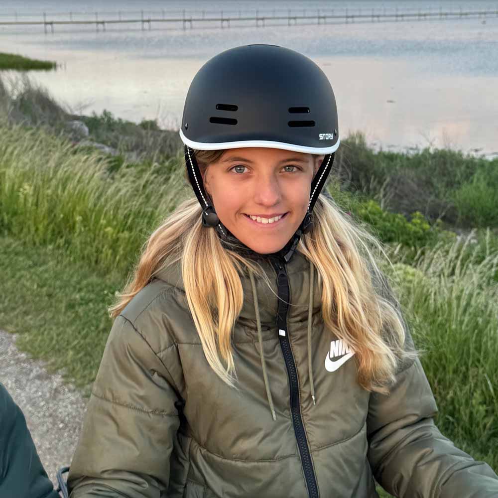 Kask certyfikowany Story Retro
