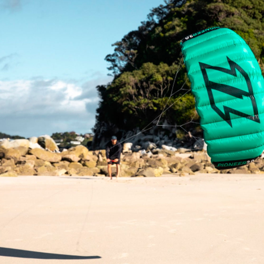 North Pioneer Trainer Kite