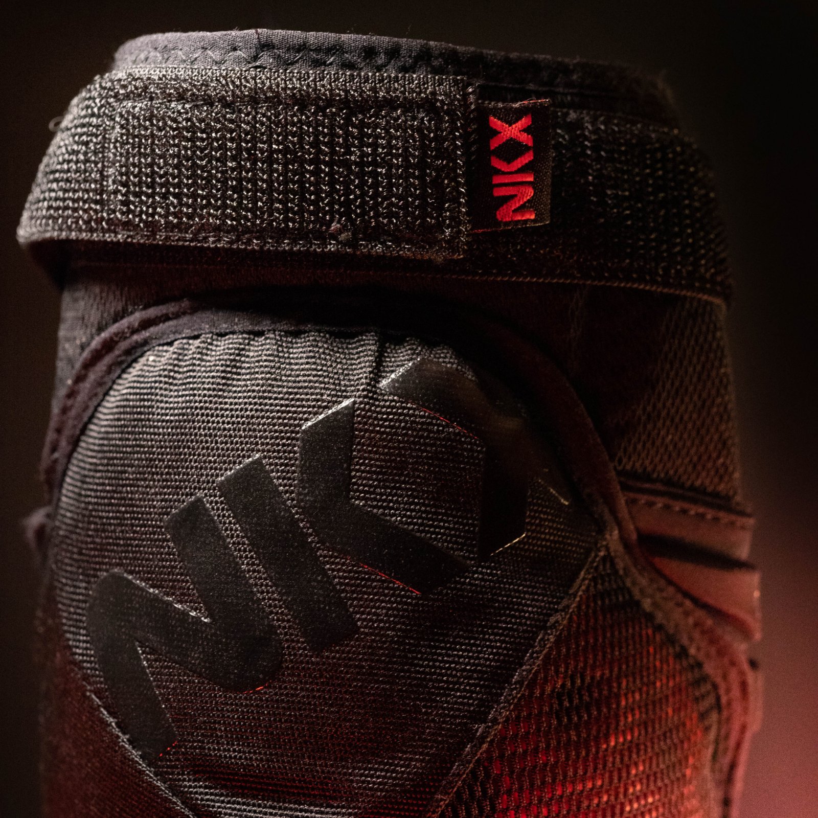 NKX Elite Nakolanniki